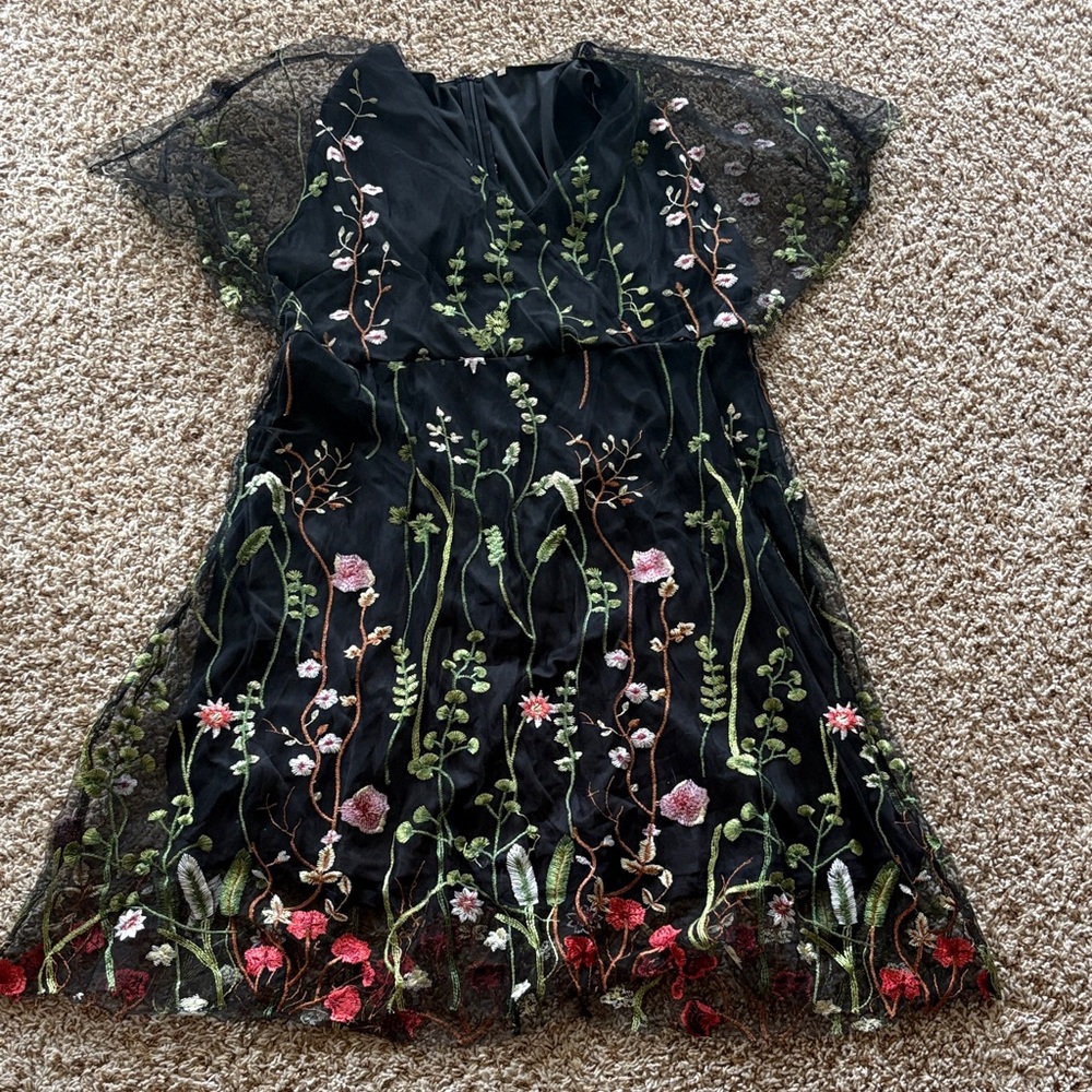 SHEIN Black Floral Embroidered Dress